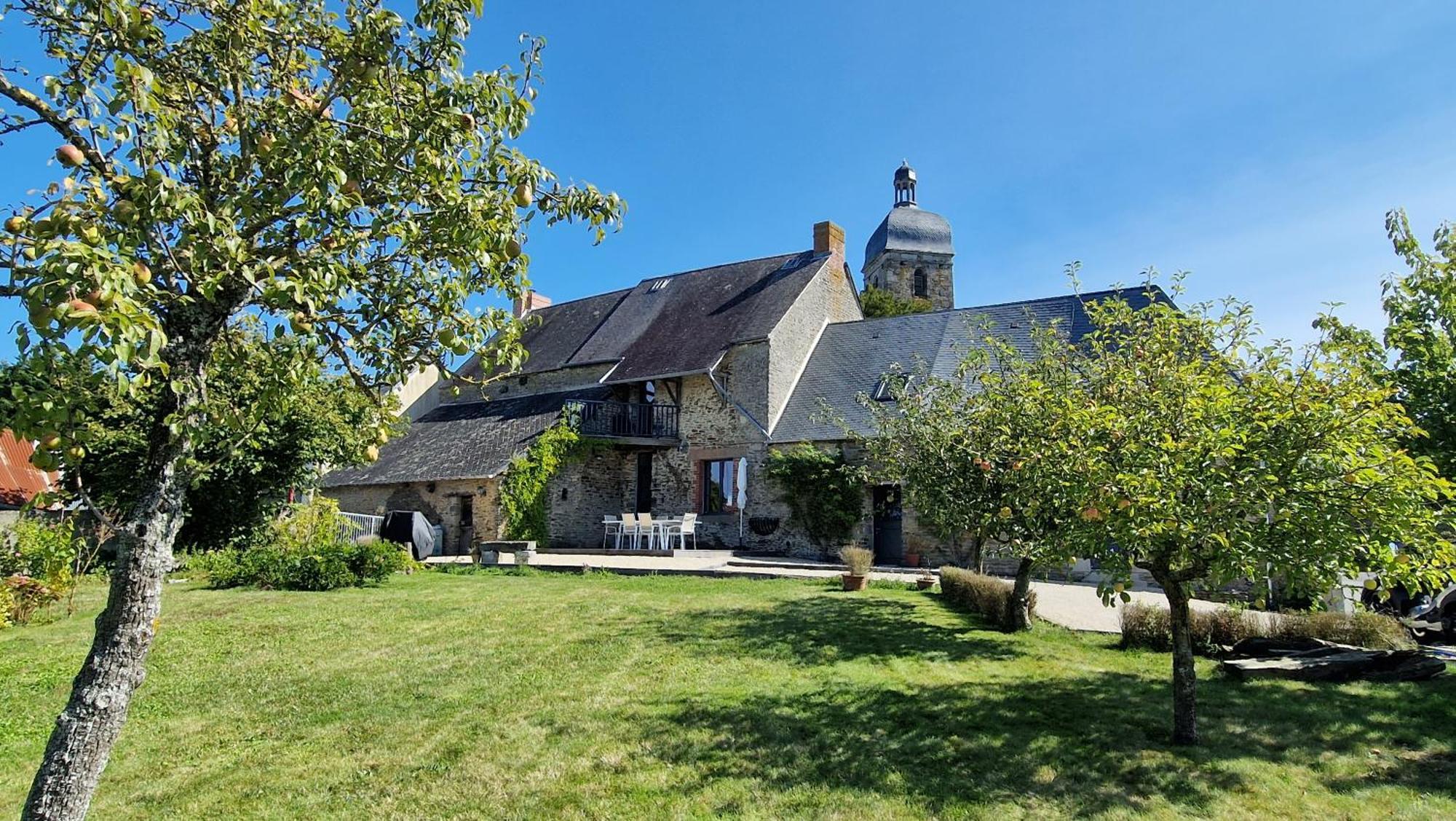 مبيت وإفطار بونتورسون La Maison Du Mont Saint Michel المظهر الخارجي الصورة