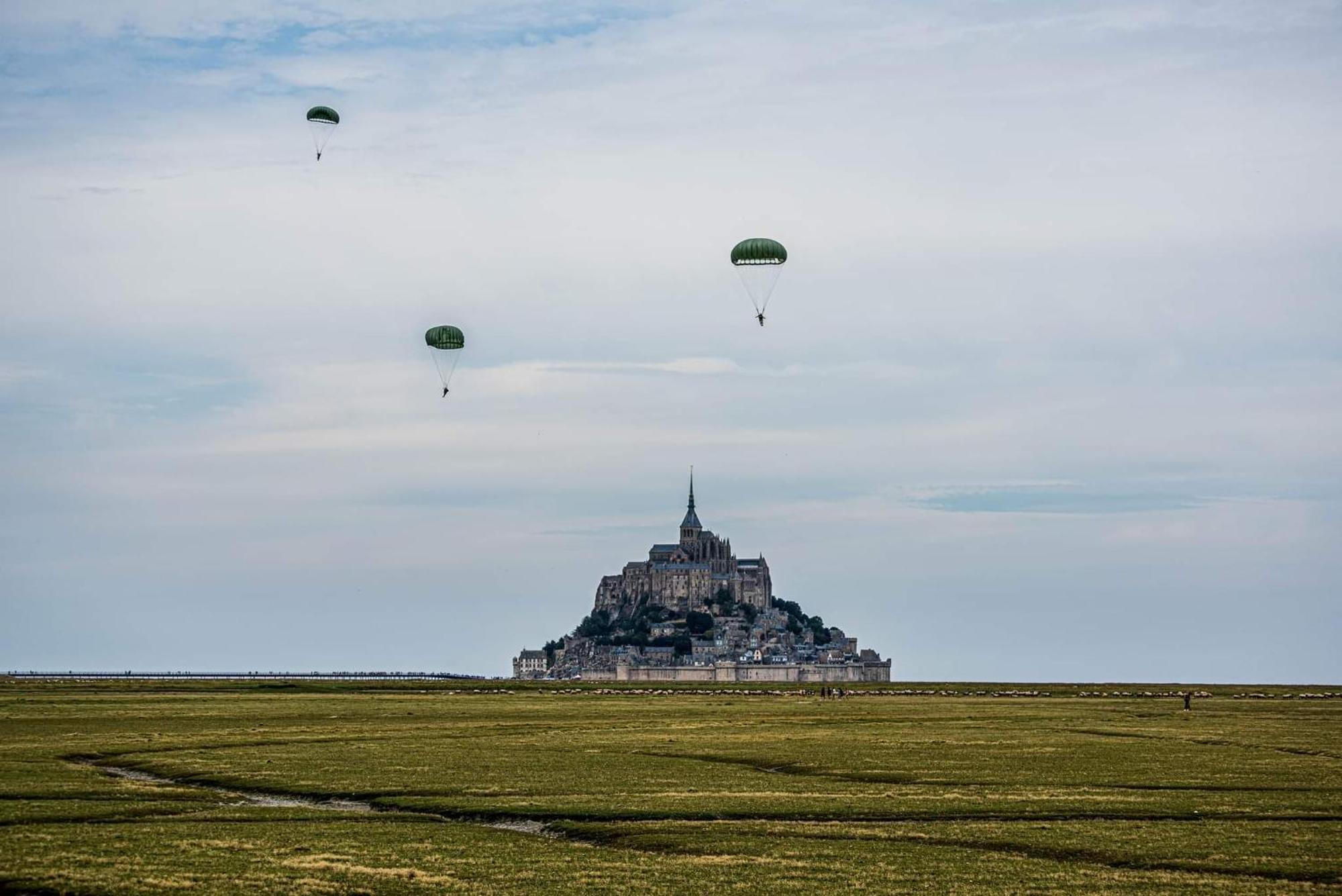 مبيت وإفطار بونتورسون La Maison Du Mont Saint Michel المظهر الخارجي الصورة